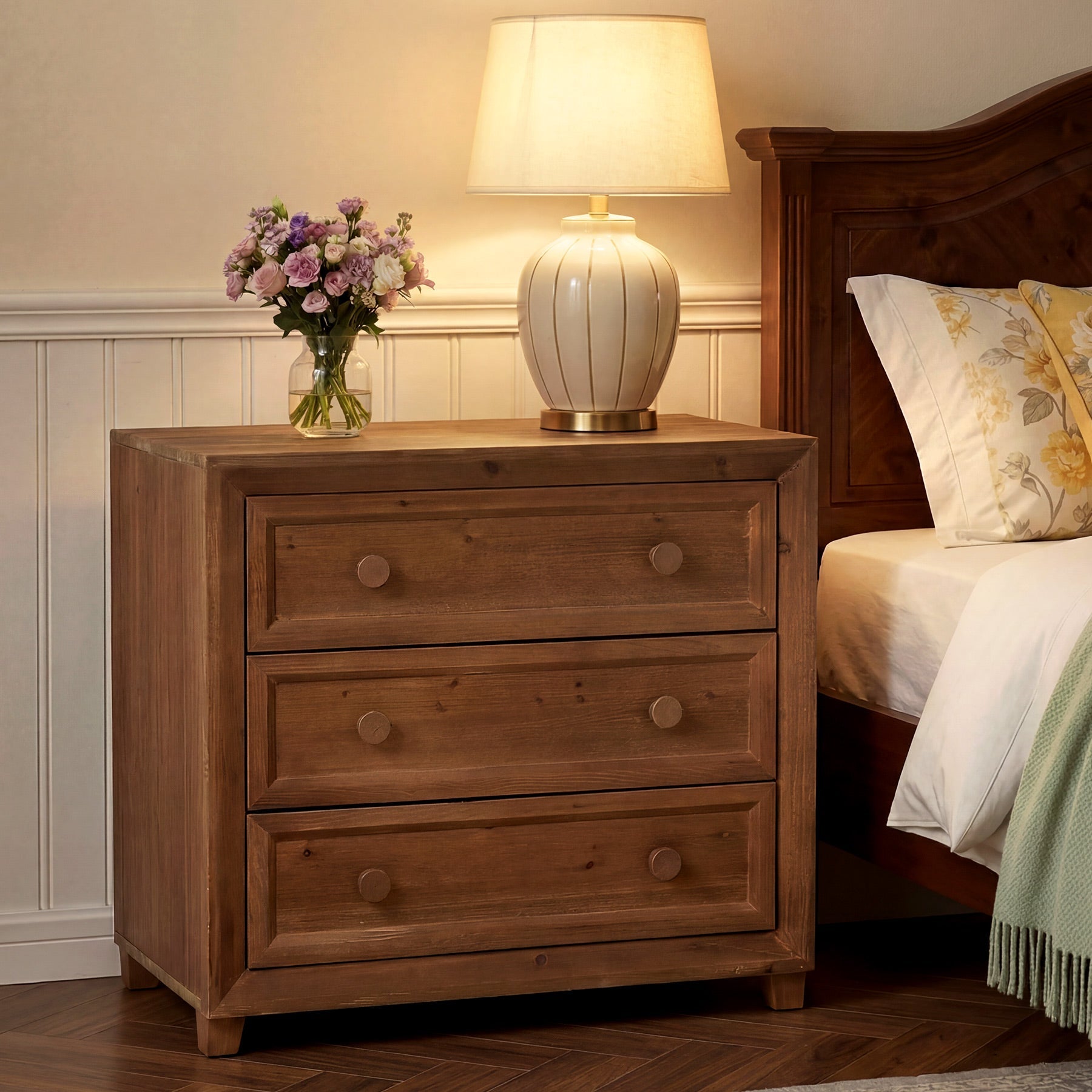 31.5" Wide Nightstand, Solid Wood Bedside Table with 3 Drawers
