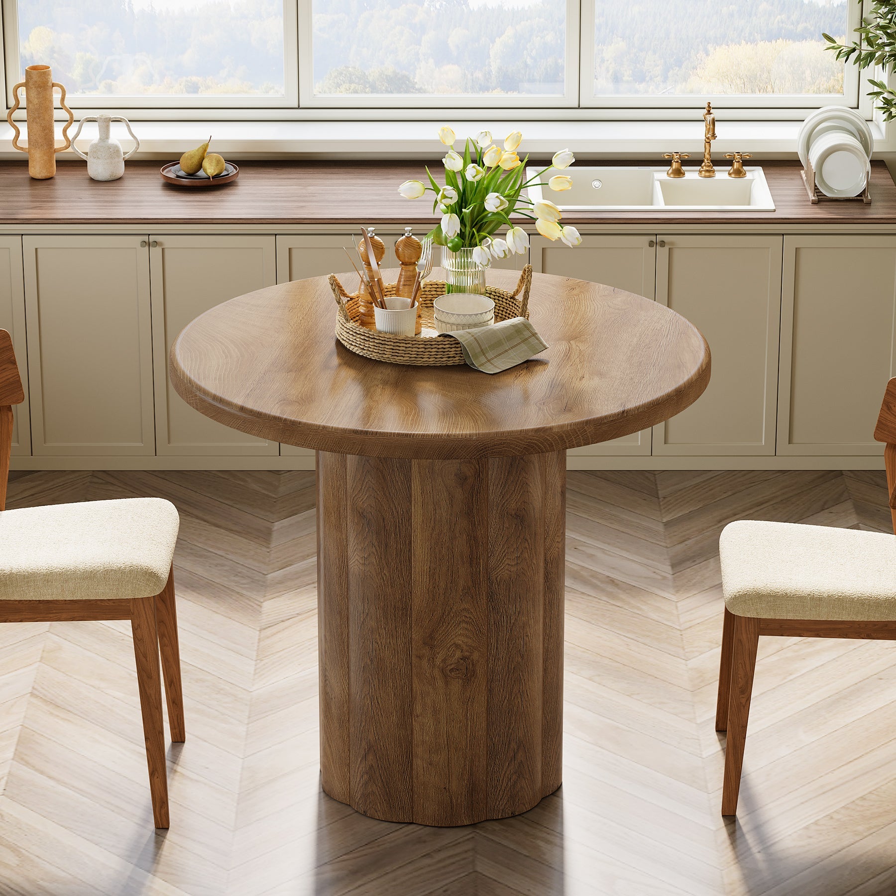 31.5" Dining Table, Small Round Kitchen Table with Sturdy Base for 2-4
